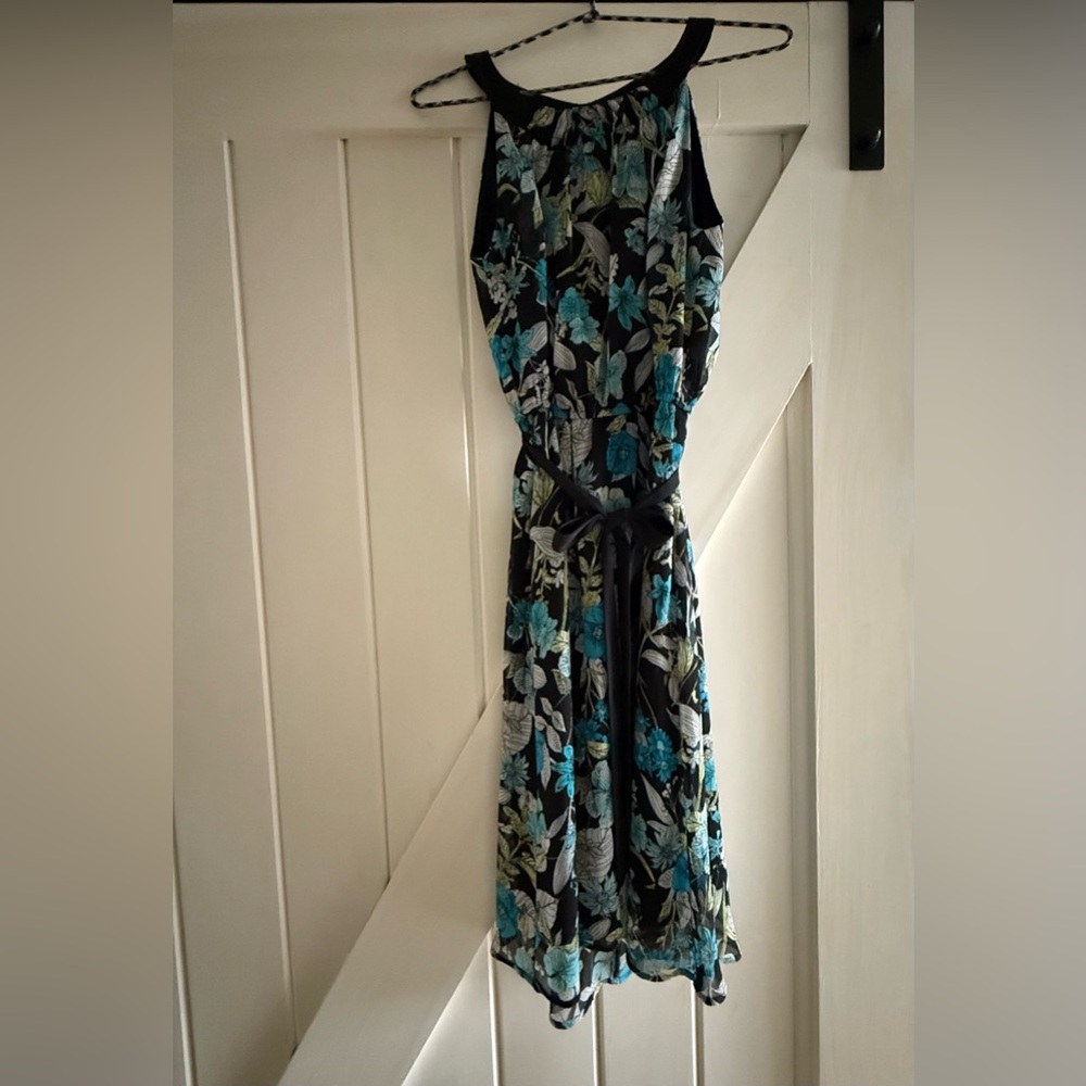 Spring beauty! Floral Black and Blue Dress